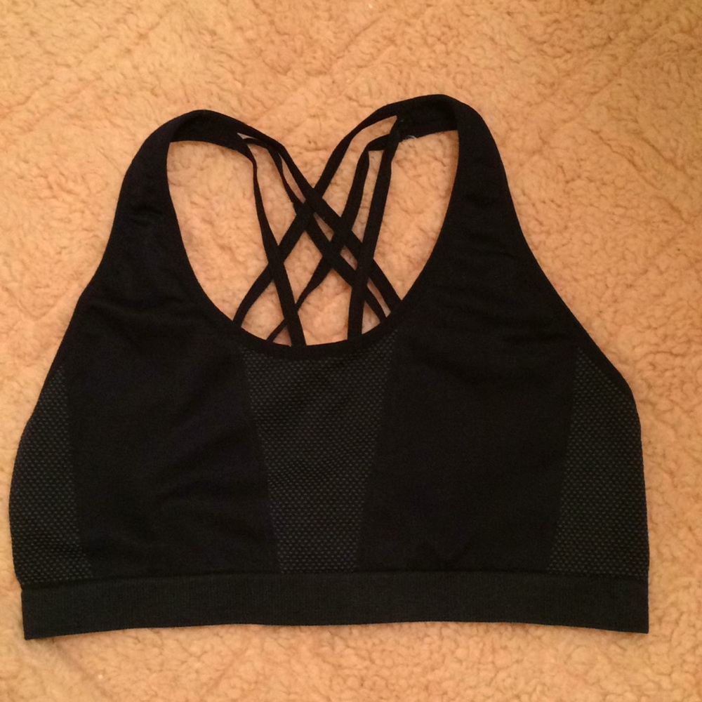 Sports bra